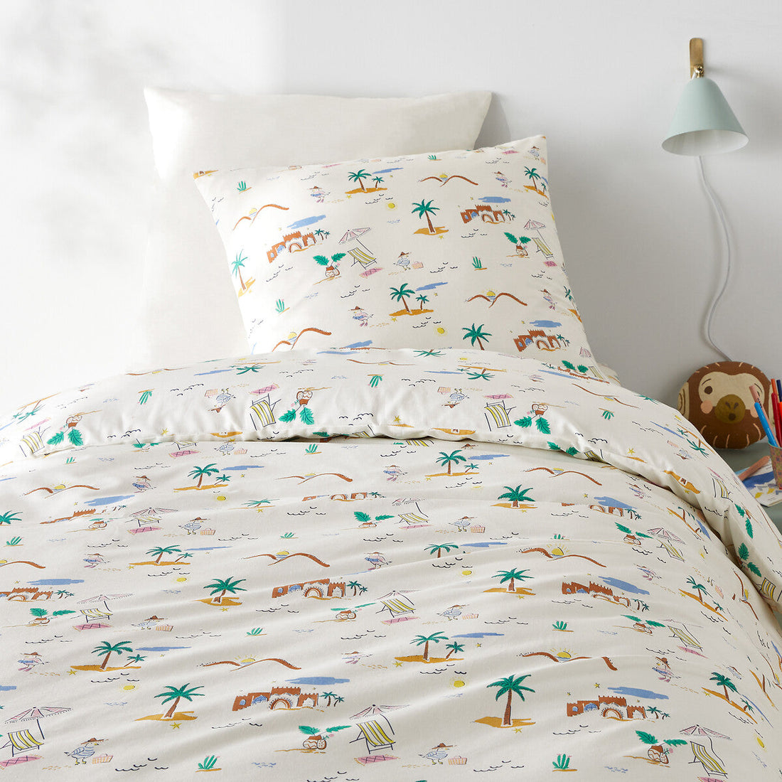Symbols of Summer: Timeless Icons